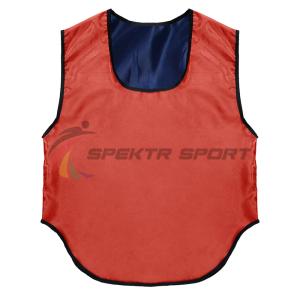 Купить Манишка футбольная двусторонняя Spektr Sport красно-синяя р. 36-40 в Тавде 